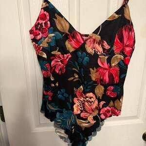 *SHEIN Black Floral Scalloped Halter Neck Bodysuit, XL